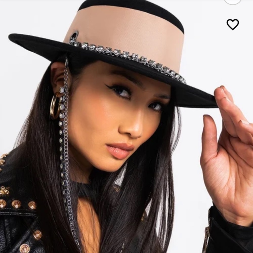 ISO NOT FOR SALE-Looking for this Akira brim hat